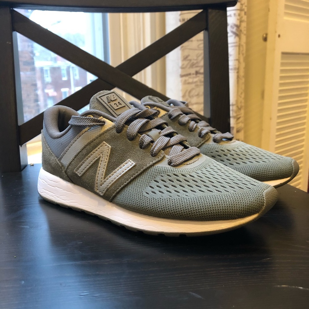 New Balance 24 Sneakers